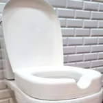 Assento Sanitário Elevado Retangular Mebuki - 7,5cm - Imagem 2